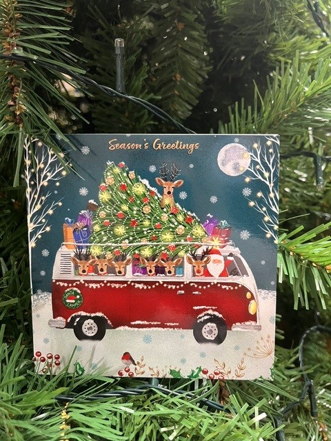 Pack of 10 Santa's Camper Christmas Cards.